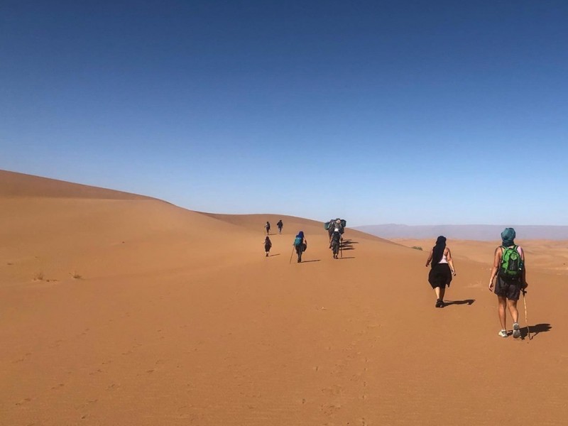 randonnee_dans_les_dunes_de_desert_maroc